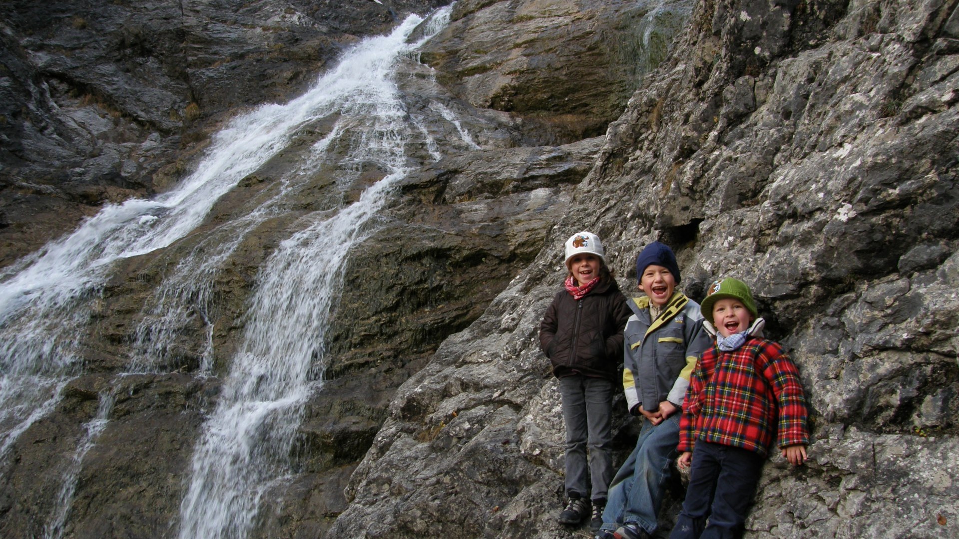 Kinder am Wasserfall, &copy; Gemeinde Jachenau