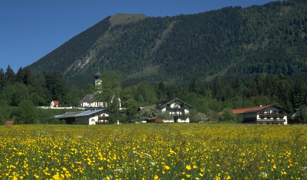 Dorf im Sommer, © Tölzer Land Tourismus